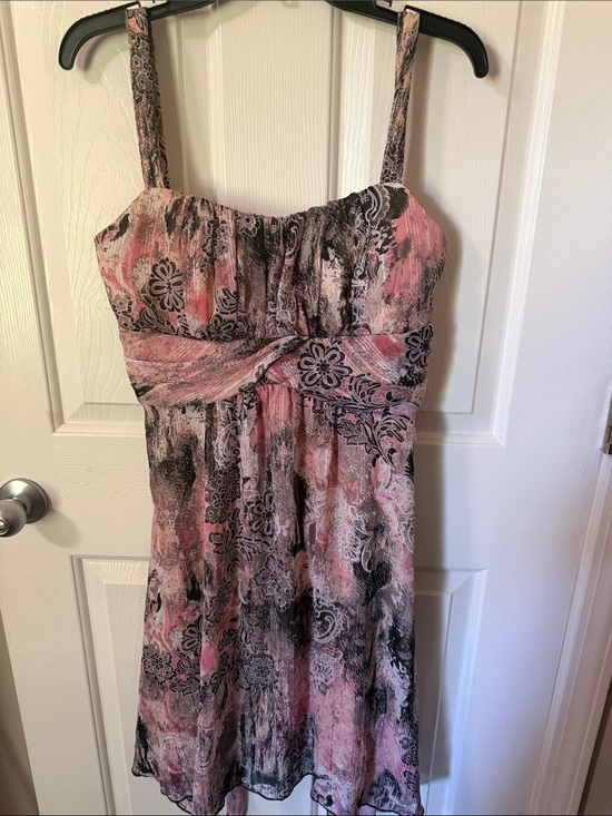 Dress Barn Dresses & Skirts - Dress Barn Pink and Black Floral-Patterned Midi Dress